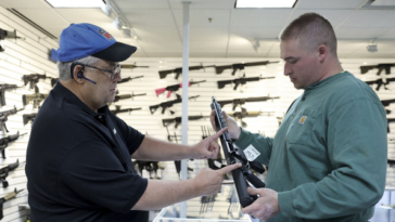 gun-store-sales-surge-as-virginians-try-to-beat-new-gun-controls