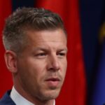 hungary-elections:-who-is-peter-magyar-and-why-are-obama-and-clinton-so-excited-about-him?