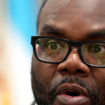 mayor-brandon-johnson’s-chicago:-at-least-28-shot-during-weekend