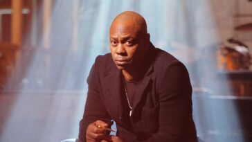 dave-chappelle-says-he’s-considering-revisiting-‘chappelle’s-show’-decades-after-walking-away