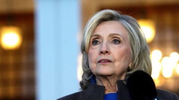 watch:-hillary-clinton-attempts-to-use-her-own-iran-experience-to-trash-trump-–-just-one-big-problem