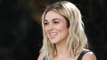 ‘duck-dynasty’s’-sadie-robertson-thanks-god-for-‘miracle’-after-her-baby-survives-nightmare-scenario