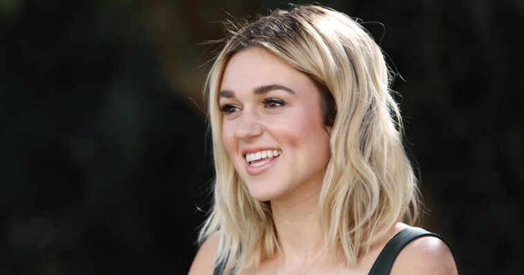 ‘duck-dynasty’s’-sadie-robertson-thanks-god-for-‘miracle’-after-her-baby-survives-nightmare-scenario