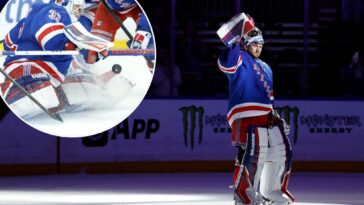 jonathan-quick-is-getting-the-career-ending-he-willed-his-way-to-with-rangers