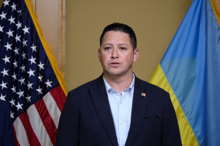 tony-gonzales-to-retire-from-congress-after-admitting-affair-with-aide