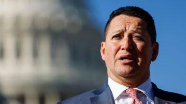 breaking:-second-member-of-congress-announces-he-will-resign,-papers-to-be-filed-tuesday