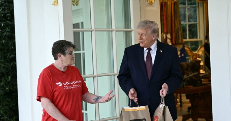 trump-uses-doordash-to-order-mcdonald’s-before-wh-news-conference,-tips-driver-$100