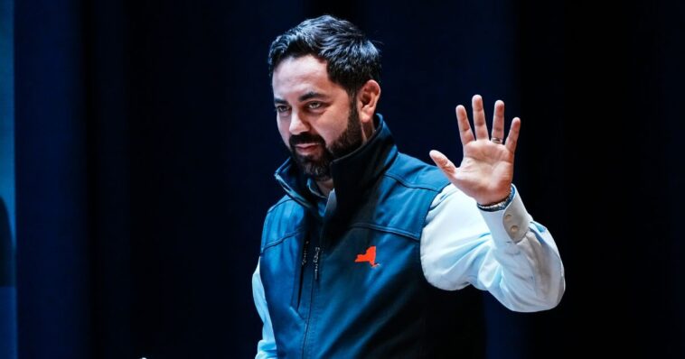 watch:-laura-ingraham-beat-down-gop-rep.-mike-lawler-on-air-when-she-appeared-to-know-the-dignidad-act-he’s-cosponsoring-better-than-he-did