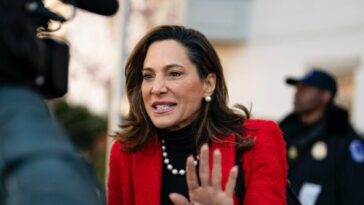 maria-salazar-suggests-republicans-pass-‘dignidad’-amnesty-for-illegal-aliens-to-prove-they-are-not-racist