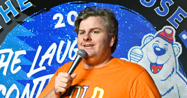 watch:-comedian-tim-dillon-claims-trump-‘staged’-assassination-attempt-in-butler