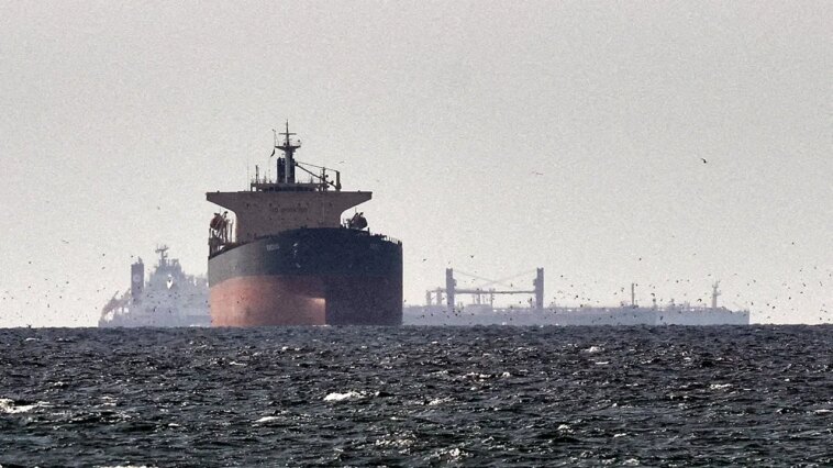 blockade-101:-american-sea-power-on-display-as-trump-corners-iran-and-warns-off-china