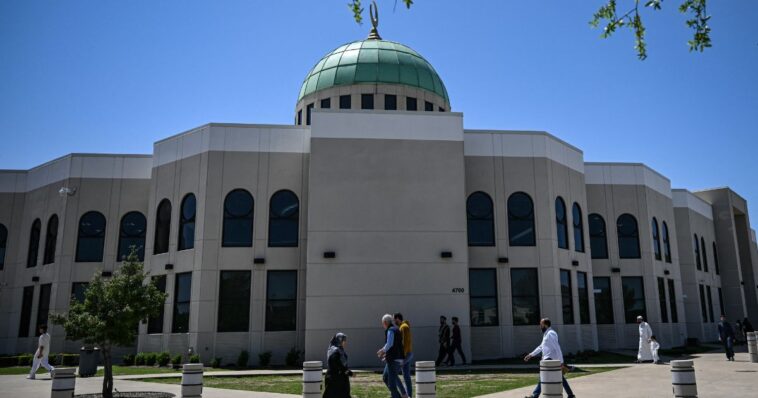 court-overturns-mosque’s-attempt-to-ban-christian-evangelists-from-sharing-the-gospel-just-outside