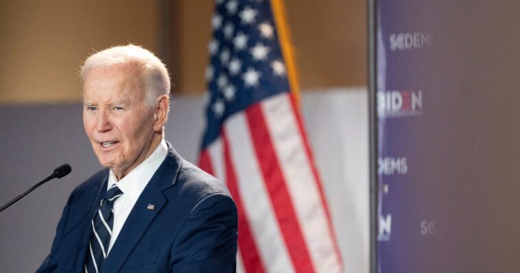 watch:-biden-drags-college-administrator-up-to-podium-to-compare-him-to-obama