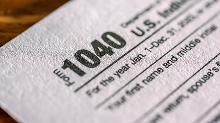 on-filing-deadline,-gop-blasts-democrats-for-opposing-trump-tax-cuts,-‘making-life-more-expensive’