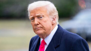 trump-complains-he’s-being-crucified-for-comparing-himself-to-jesus