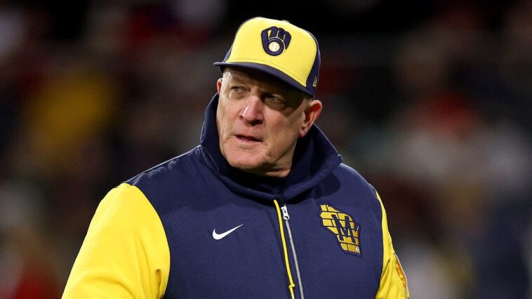 brewers-manager-rips-fans-for-booing-all-star-closer-after-blown-save:-‘these-aren’t-machines-out-there’