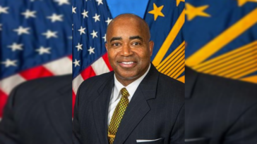 va-executive charged-with-concealing gifts-and-cash received-from government-contractors