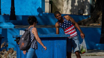 fidel-castro’s-‘influencer’-grandson-whines-on-instagram:-‘we-live-in-a-circus’