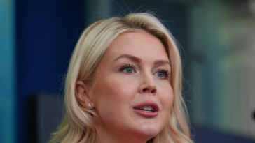 watch-live:-karoline-leavitt-holds-white-house-press-conference