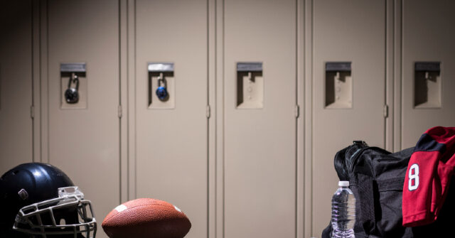 ‘miracle’:-60-year-old-cancer-survivor-tries-to-beat-father-time-by-becoming-the-oldest-college-football-player-ever
