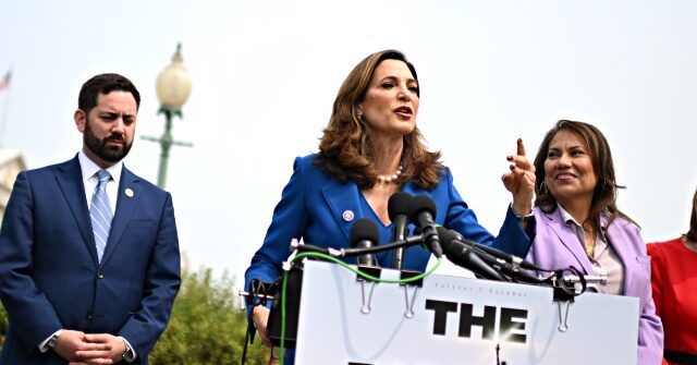 politifact-admits-‘pool-of-millions’-of-illegal-aliens-could-benefit-from-‘dignidad-act’