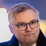 europe-migration-chief:-spain’s-mass-amnesty-could-lead-to-eu.-closing-internal-borders