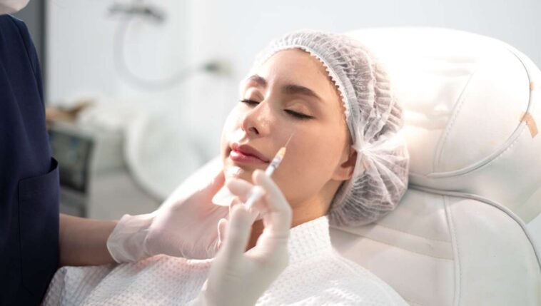 older-woman-gets-botox-so-she-can-look-like-an-older-woman-who-got-botox