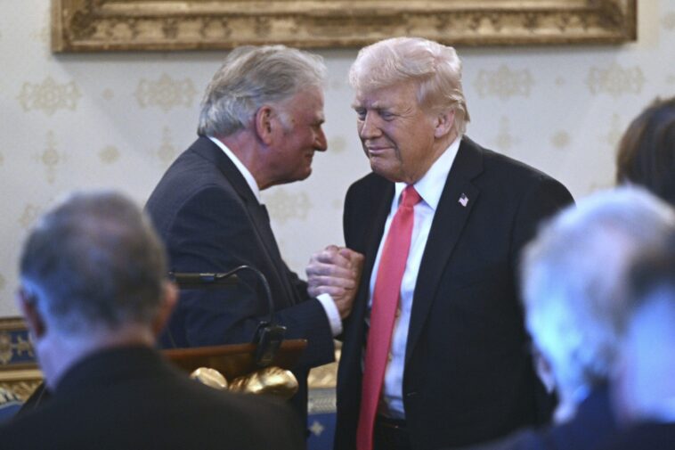 franklin-graham-defends-trump-in-letter-shared-on-truth-social-after-ai-‘jesus’-image-backlash