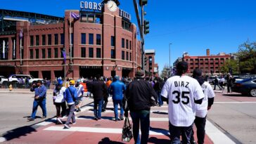 federal-authorities-issue-warning-after-multiple-drone-sightings-above-coors-field