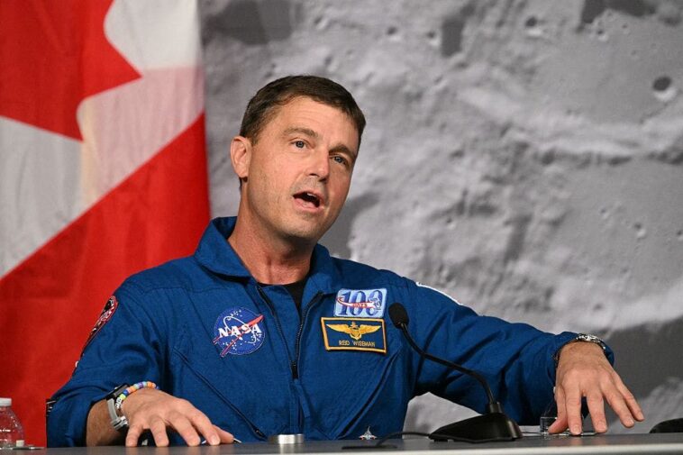 the-christian-symbol-that-brought-the-artemis-ii-commander-to-tears