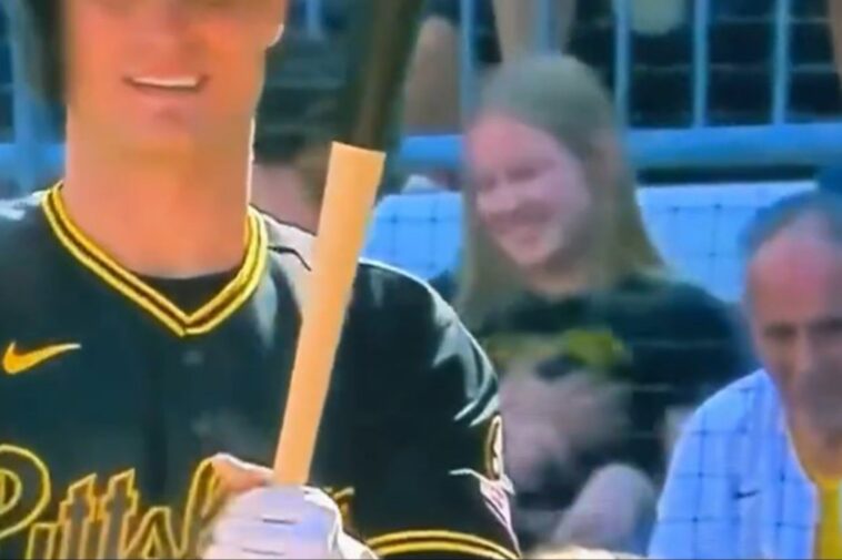 pirates-fans-caught-in-awkward-moment-on-broadcast