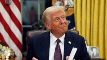 trump:-iran-‘agreed-to-everything’-including-reopening-the-strait-of-hormuz-and-not-enriching-uranium