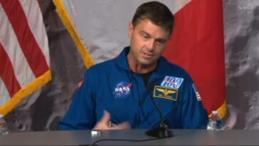 watch:-‘not-really-religious’-artemis-ii-cmdr.-reid-wiseman-broke-down-in-tears-after-flight-when-he-saw-the-cross-on-navy-chaplain’s-collar