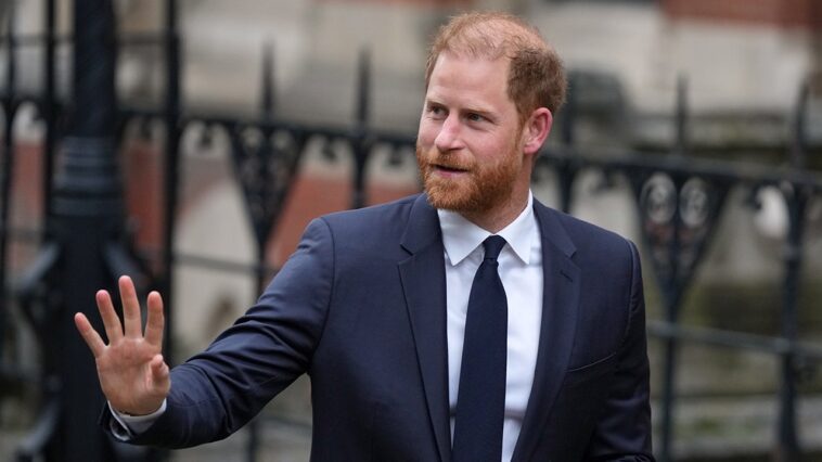 prince-harry-‘reembraced’-royal-identity-to-land-hollywood-deals,-expert-claims-after-australia-trip