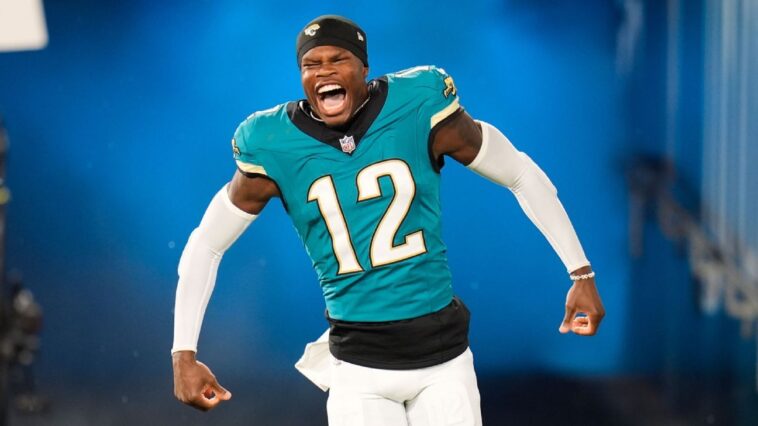 one-year-later:-who-won-the-jaguars-browns-draft-day-trade-for-travis-hunter?