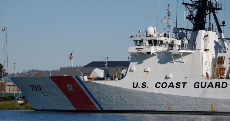 authorities-seize-enough-cocaine-to-kill-over-1.4-million-americans-as-coast-guard-strikes-again
