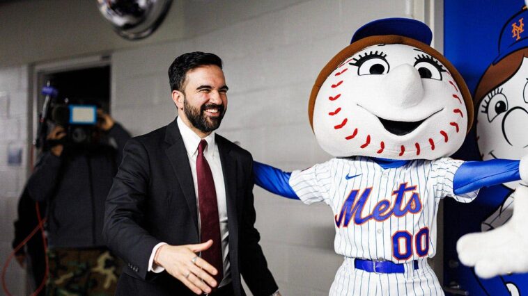 new-york-talk-show-host-changes-mlb-allegiance-from-‘mamdani-mets’-to-yankees:-‘pretty-easy-choice’