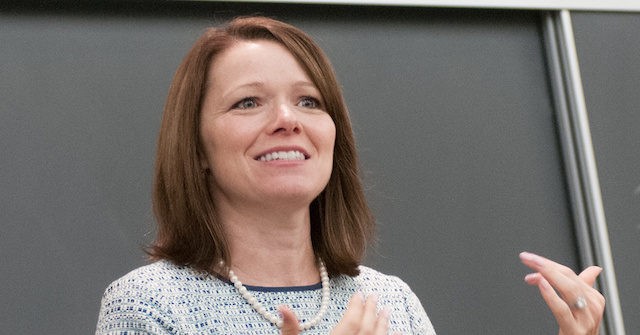 dem-law-professor-running-for-congress-opposed-iowa-‘back-the-blue’-law-after-2020-riots-injured-officers