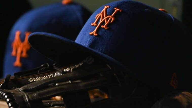 mets-put-struggling-polanco-on-il-with-sore-wrist