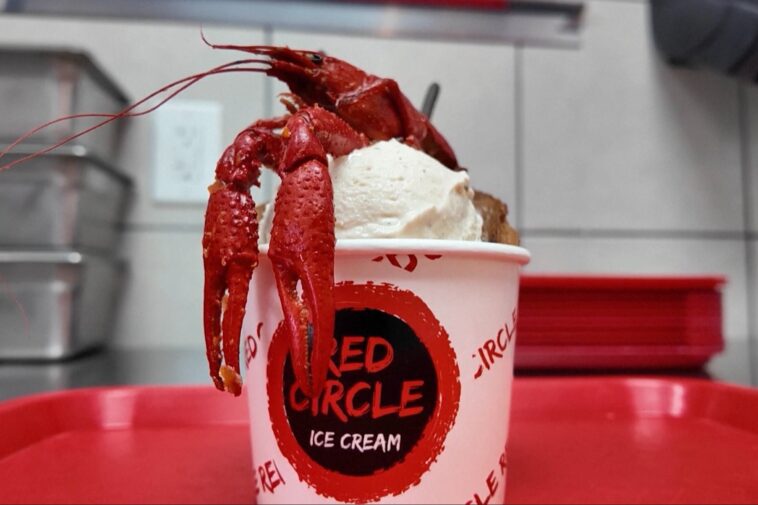 would-you-try-crawfish-ice-cream?-restaurant’s-bizarre-creation-is-wildly-popular:-‘juices-are-flowing-and-i’m-licking-my-fingers’