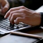 the-one-thing-scammers-check-before-targeting-you-online