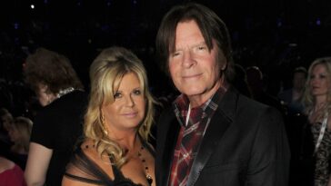 creedence-clearwater-revival-founder-john-fogerty-says-he’d-‘probably-be-dead’-without-his-wife-julie