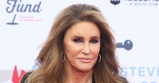 caitlyn-jenner-lobbies-trump-to-keep-trans-identity-on-passport:-‘i-can’t-travel-internationally-anymore’