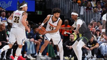 west-playoffs:-jamal-murray-drops-30-as-nuggets-take-game-1