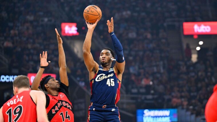 east-playoffs:-donovan-mitchell-and-the-cavs-cruise-past-raptors