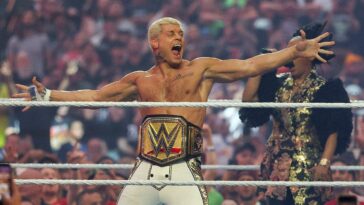 cody-rhodes-retains-undisputed-wwe-championship-at-wrestlemania-42,-but-randy-orton-gets-last-licks