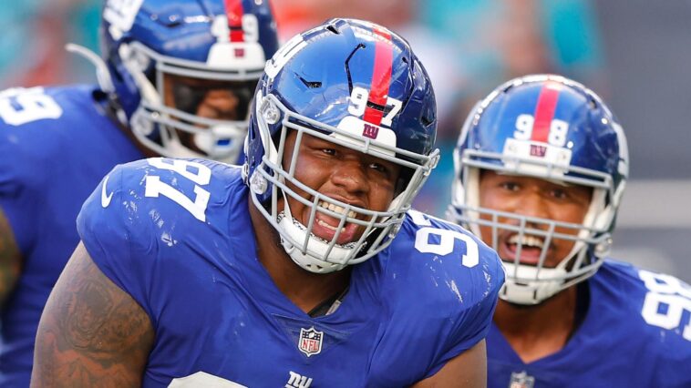 bengals-extend-lawrence-after-blockbuster-trade