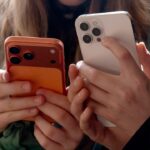 iphone-and-samsung-flashlight-tricks-you-should-know