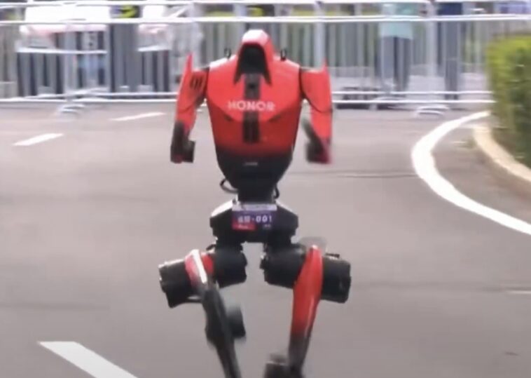 humanoid-robot-smashes-human-half-marathon-record-in-beijing-—-nearly-3x-faster-than-last-year!-(video)