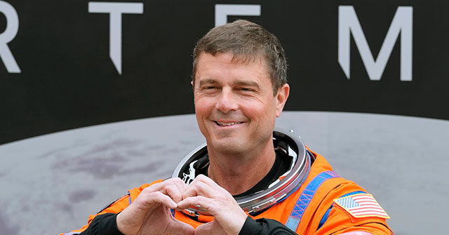 artemis-ii-astronaut-shares-video-of-earth-disappearing-behind-moon